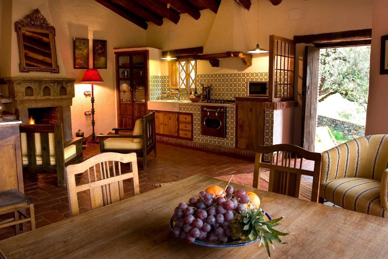 Molino Rio Alajar Guest House Exterior photo